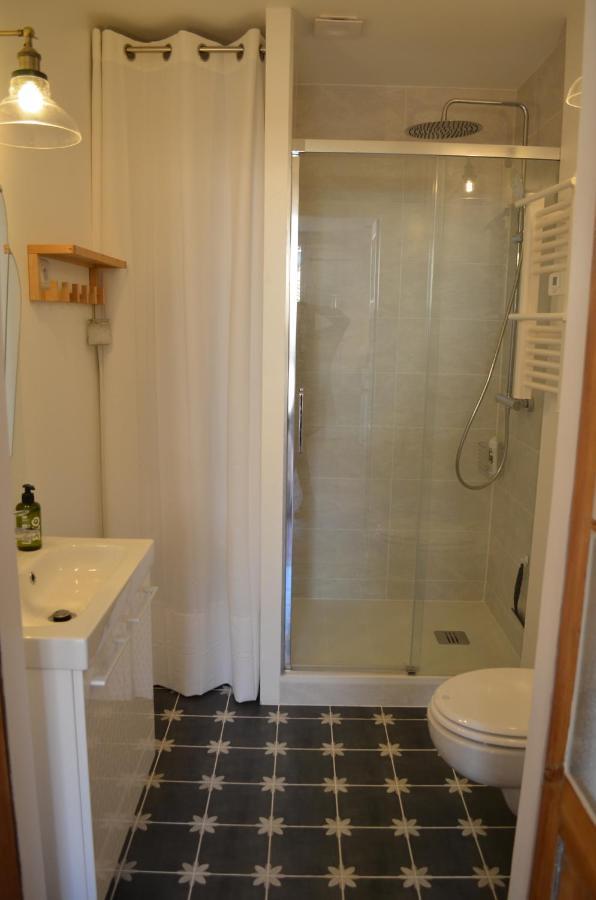 Appartement Charmant Studio Centre Historique à Pézenas Extérieur photo